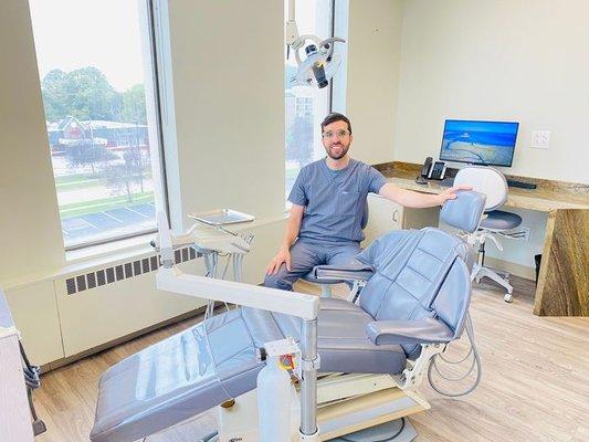 Dr. Diamond is ready to help you achieve your dental goals!