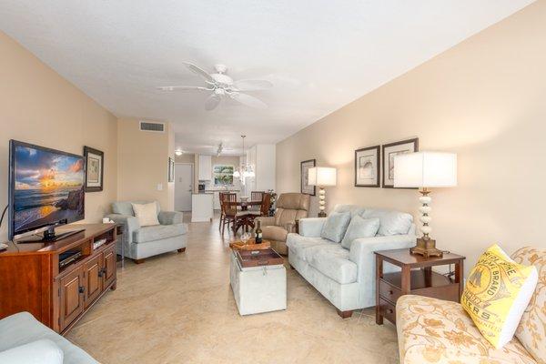 Gorgeous Condo in Cedar Pointe - A 55+ Community