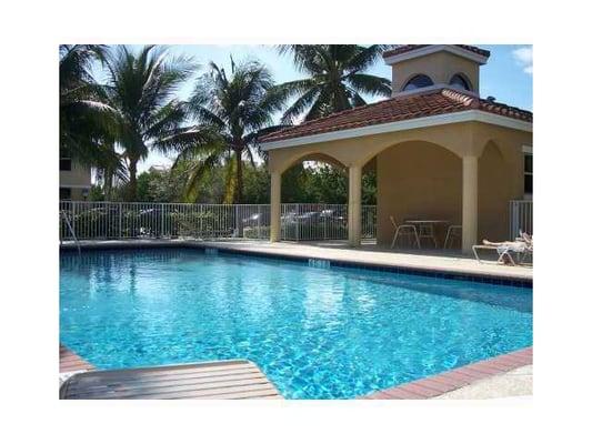 Gorgeous quiet pool