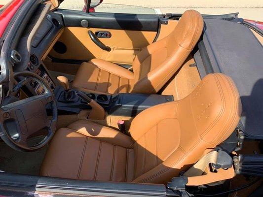 Custom full leather seats