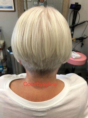 A line haircut Colorbysylvia