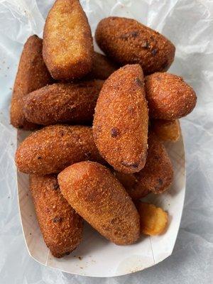 Small Hushpuppy