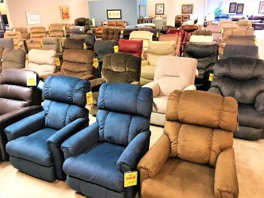 Large selection of quality recliners & lift chairs for everyone in our motion gallery!