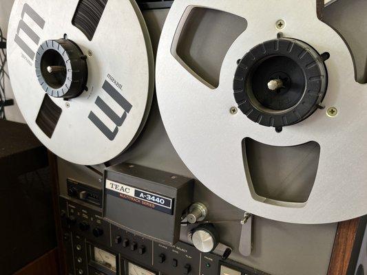 Reel to reel machines