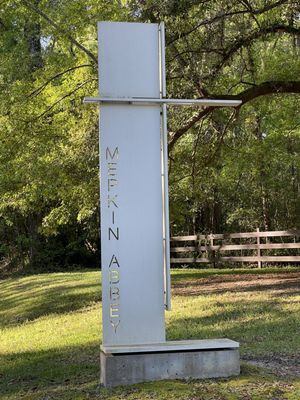 Entrance marker