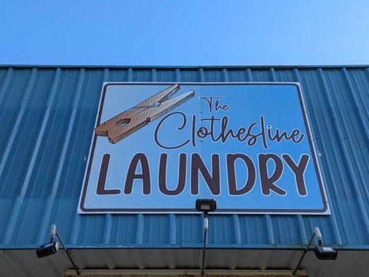 The clothesline laundry