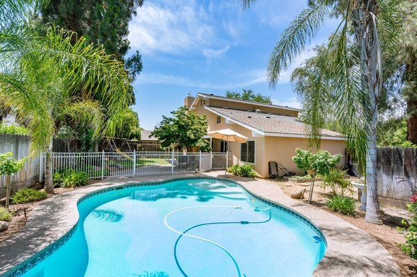 Beautiful home with pool near Woodward Park.