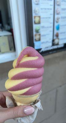 Dole Twist of Raspberry and Pineapple