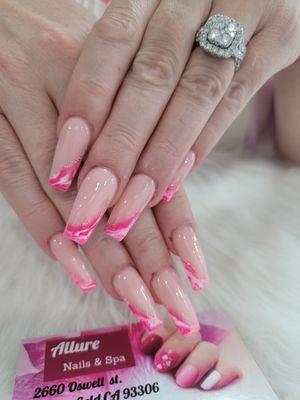 Nail with design