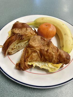 Great breakfast sandwiches, made-to-order with fresh fruit!