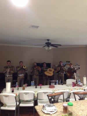 Mariachi Perla Tapatia