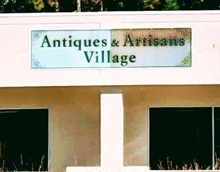 Antiques & Artisans Village