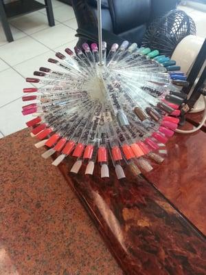 A big selection on shellac or gel nail colors