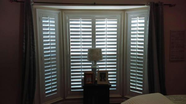 I Am A Custom Plantation Shutters, Blinds  Builder offering 1 Week Delivery on Paint or Stain   and Custom Arches! 818.269.6142!