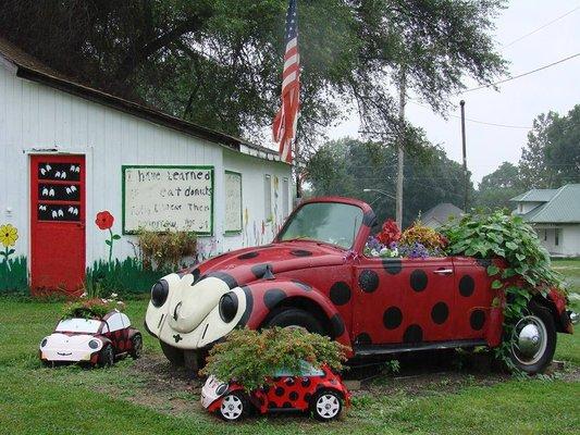 Perfect idea for you new front yard :)