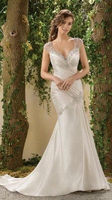 his gown will render ANY GROOM SPEECHLESS when his bride walks down the aisle in this Figure flattering DRESS!