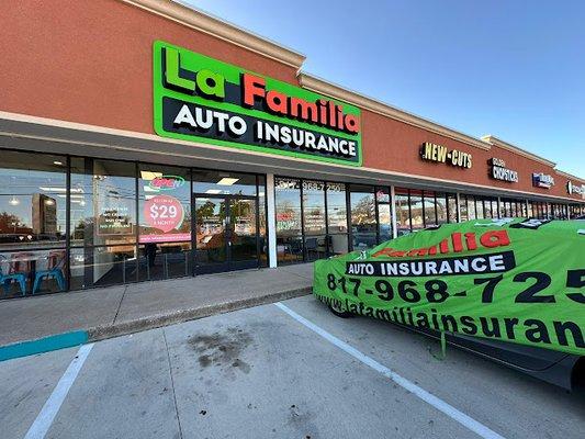 La Familia Auto Insurance & Tax Services