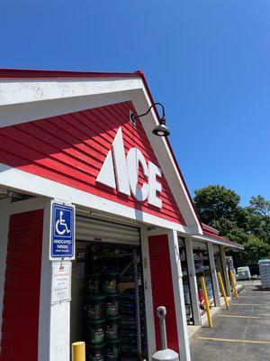 Drillen ACE Hardware