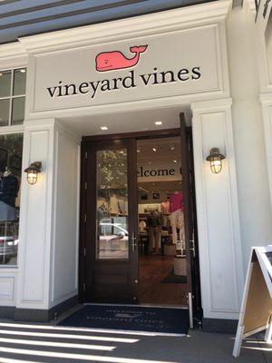 vineyard vines