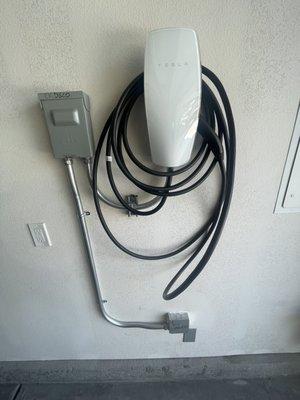 Tesla charger install w disconnect