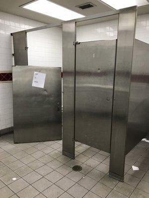 Horrible bathrooms.