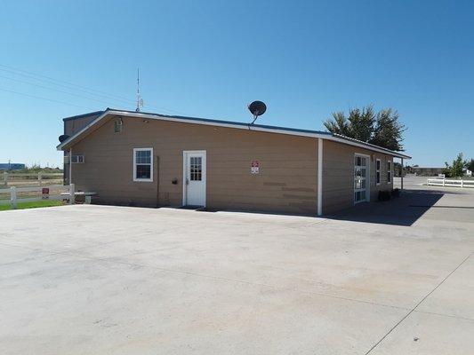 Clubhouse to hang out and watch the game, play some pool or host a get together