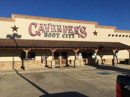 Cavender's Store Front