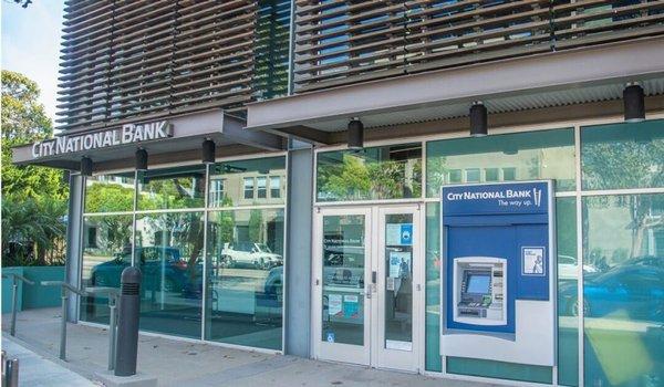 Downtown Santa Monica City National Bank branch and ATM view from the outside