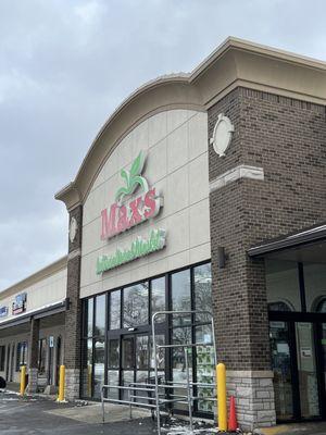 Max's International Market