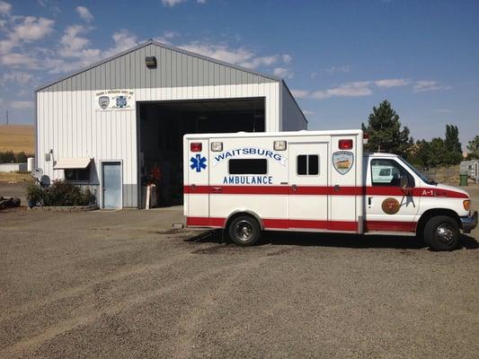 Waitsburg Ambulance Station and the A1 Ambulance out front