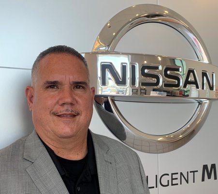 Luis Medina  Client Owner Loyalty Manager  Tom Peacock Nissan