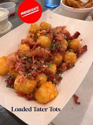 Loaded tater tots, I get sauces on the side so I can maximize my preferences. Buffaladger sauce adds a unique flavor #BradyEats