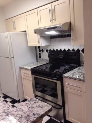 Antique white shaker kitchen