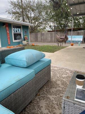 Cute outdoor patio.