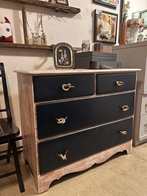 Flipped furniture to give your home a smile. #shoplocalct