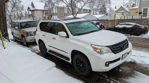 2010 LexusGX460,passenger side and rear bumper were tore up we repaired and painted factory tri stage paint ,also painted chrome matte black