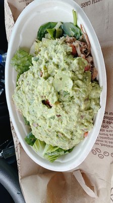 Carnitas lifestyle bowl:  guacamole, carnitas, spring mix, fajitas veggies!!!  DELICIOUS