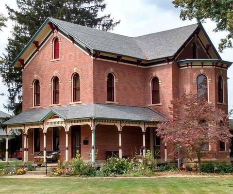 Brick House on Main - a bed & breakfast in Gnadenhutten, Ohio.