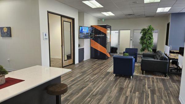 Very nice.....everyone needs a breakroom