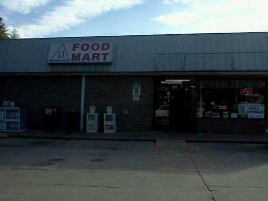 Triangle D Food Mart