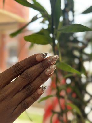 Natural nails design