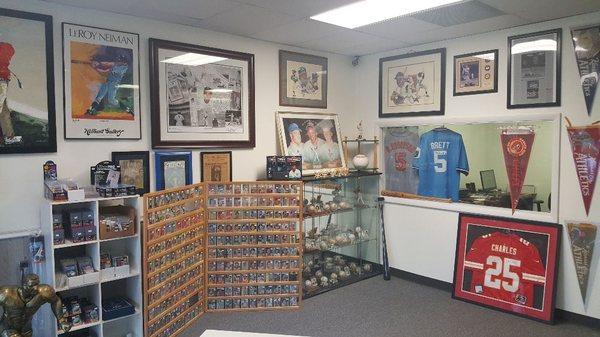 Autographed Baseballs, Lithos & Jersey.