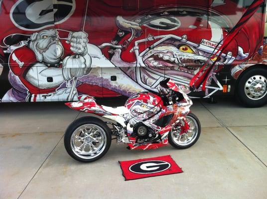 Two wheels or four, show your UGA DAWG pride!