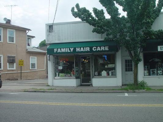 Emmys Family Hair Care