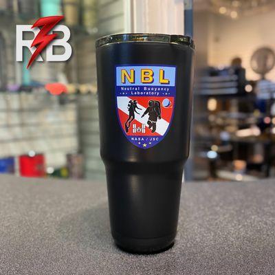 Custom tumblers with full-color organization logos are a fantastic way to promote your brand and create a lasting impression on customers.