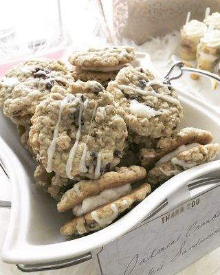 Oatmeal Cranberry Cookie Sandwiches