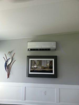 Ductless mini split heat pump