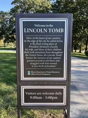 Welcome to the Lincoln Tomb