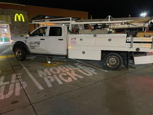 He blocked people waiting to park so the staff could bring their food out..13 Minutes   3/21/24