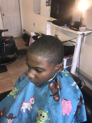 Cutt Bruthas Barbershop